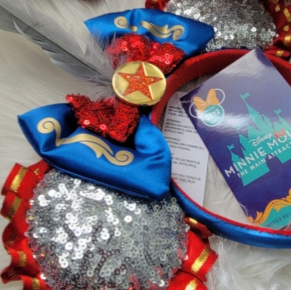 Minnie Mouse The Main Attraction Dumbo the Flying Elephant Ears Headband NEW - Picture 5 of 6